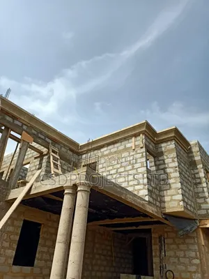Excellent Strong Parapet Design