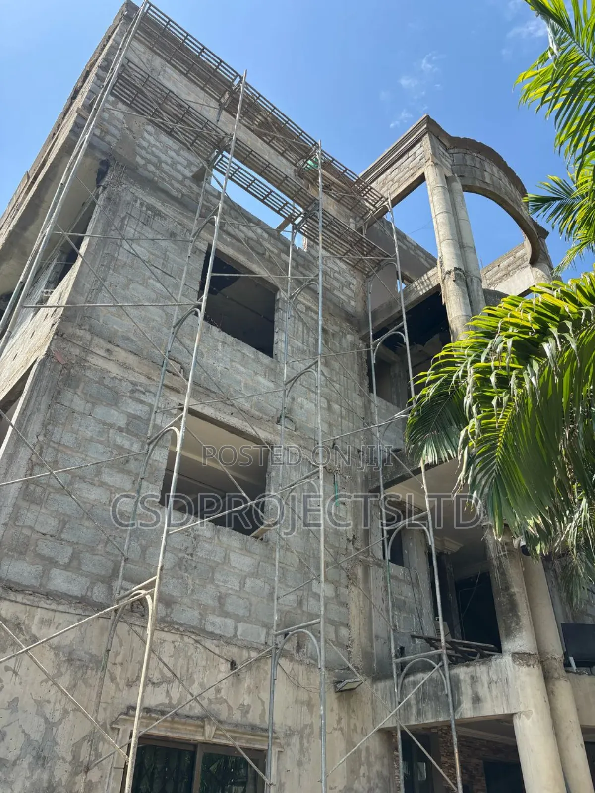 Excellent Strong Parapet Design