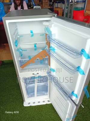 Pearl 125l Fridge Freezer – Smooth Cooling Power