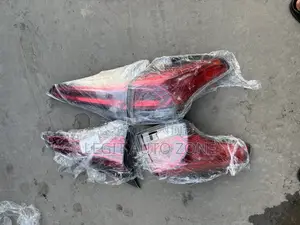 Toyota Rav4 2016,2017, 2018, Taillights Available