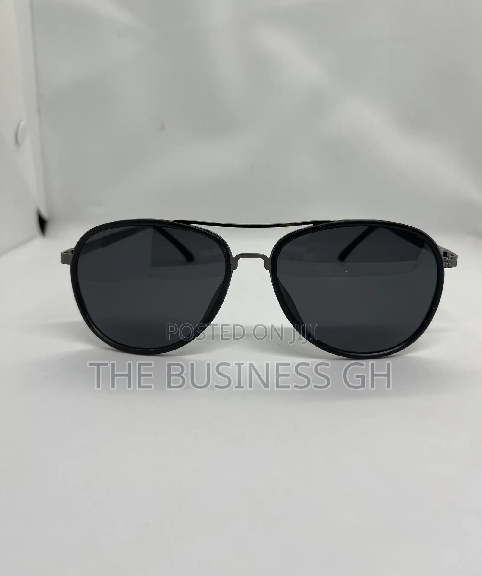 Black Aviator Sunglasses