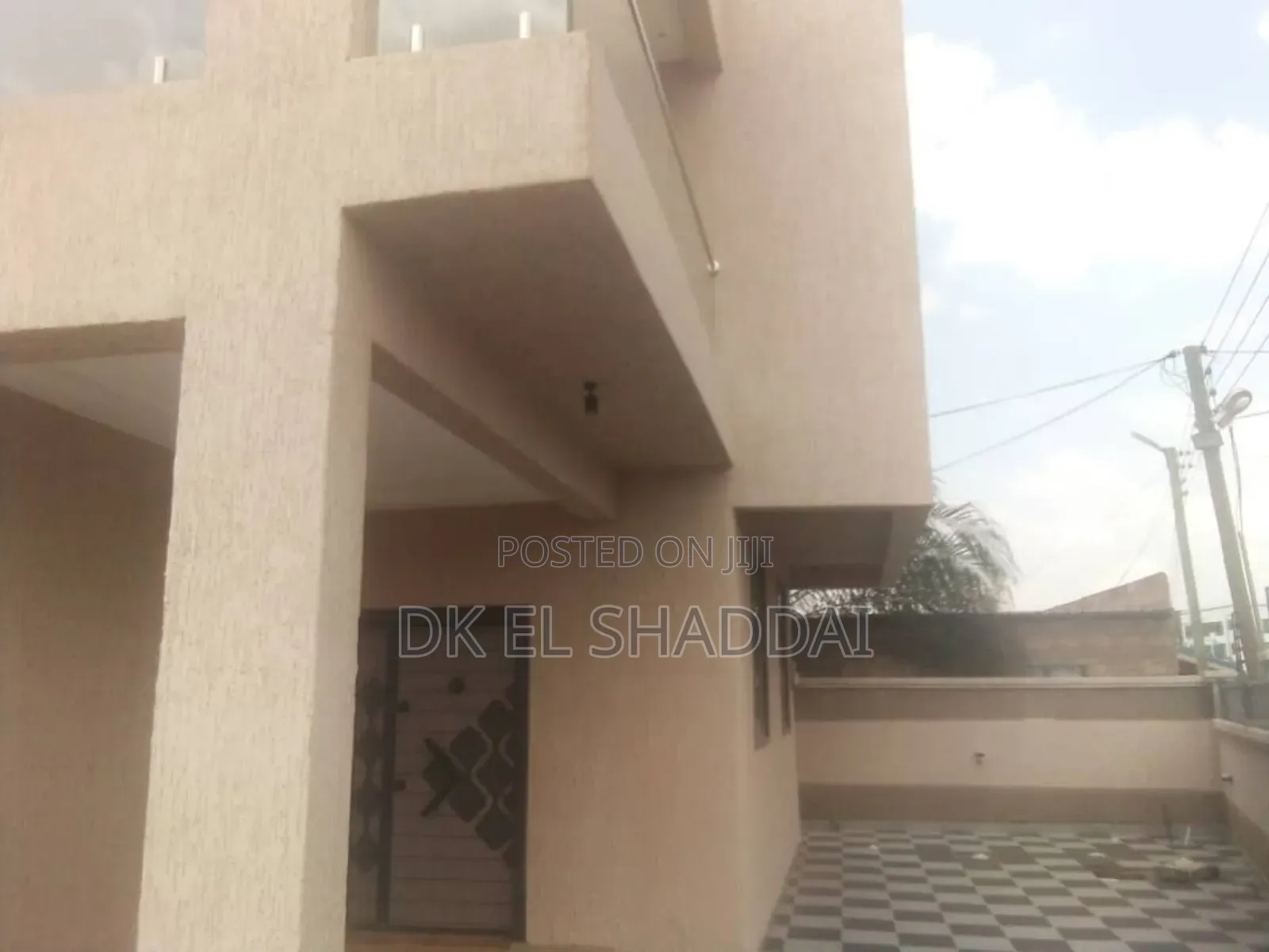4bdrm House in Pokuase for sale