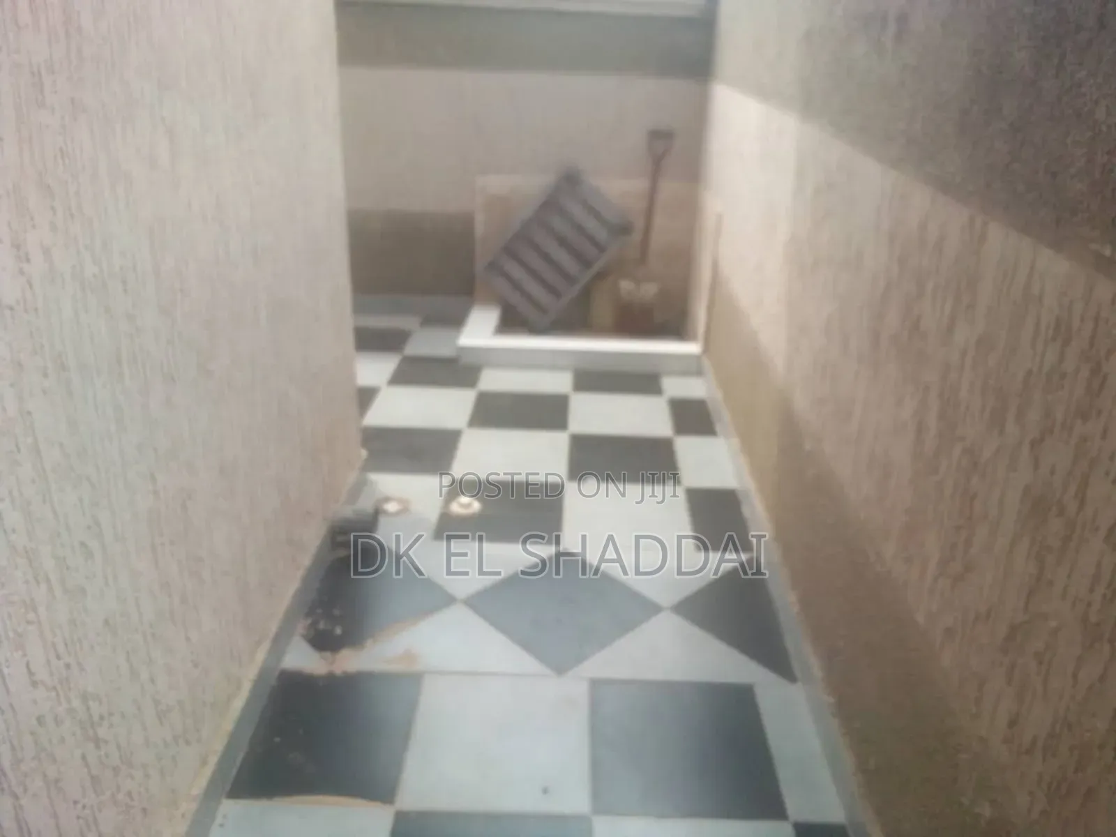 4bdrm House in Pokuase for sale