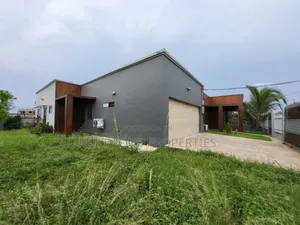 4bdrm Maisonette in Amasaman for rent