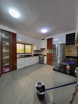 4bdrm Maisonette in Amasaman for rent