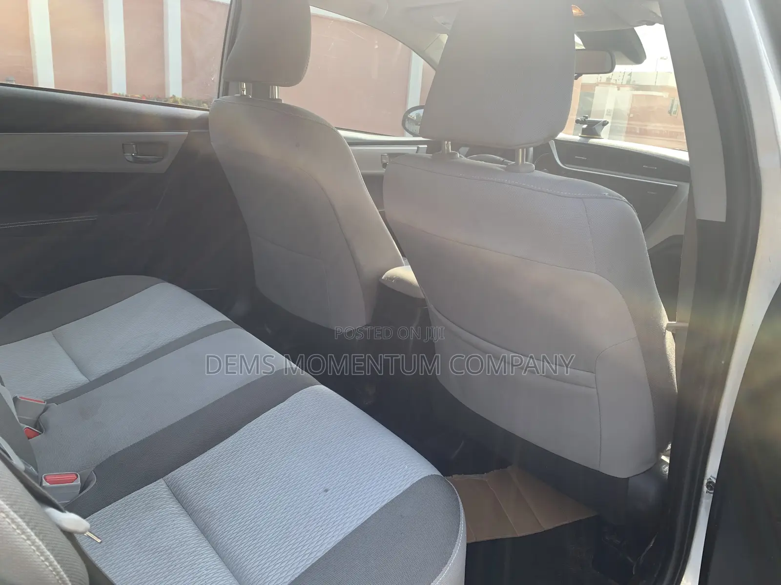 Toyota Corolla 2017 Silver
