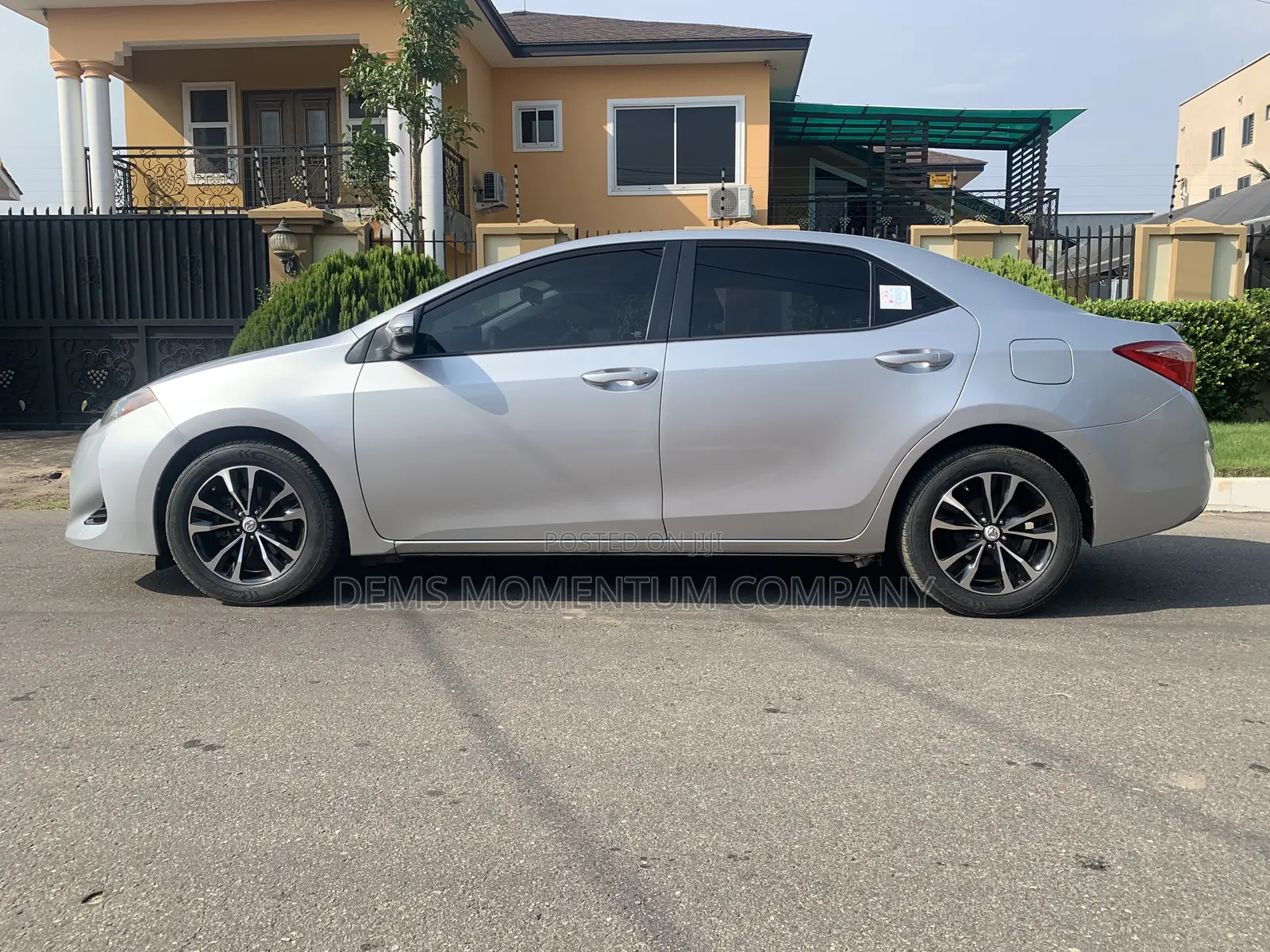 Toyota Corolla 2017 Silver