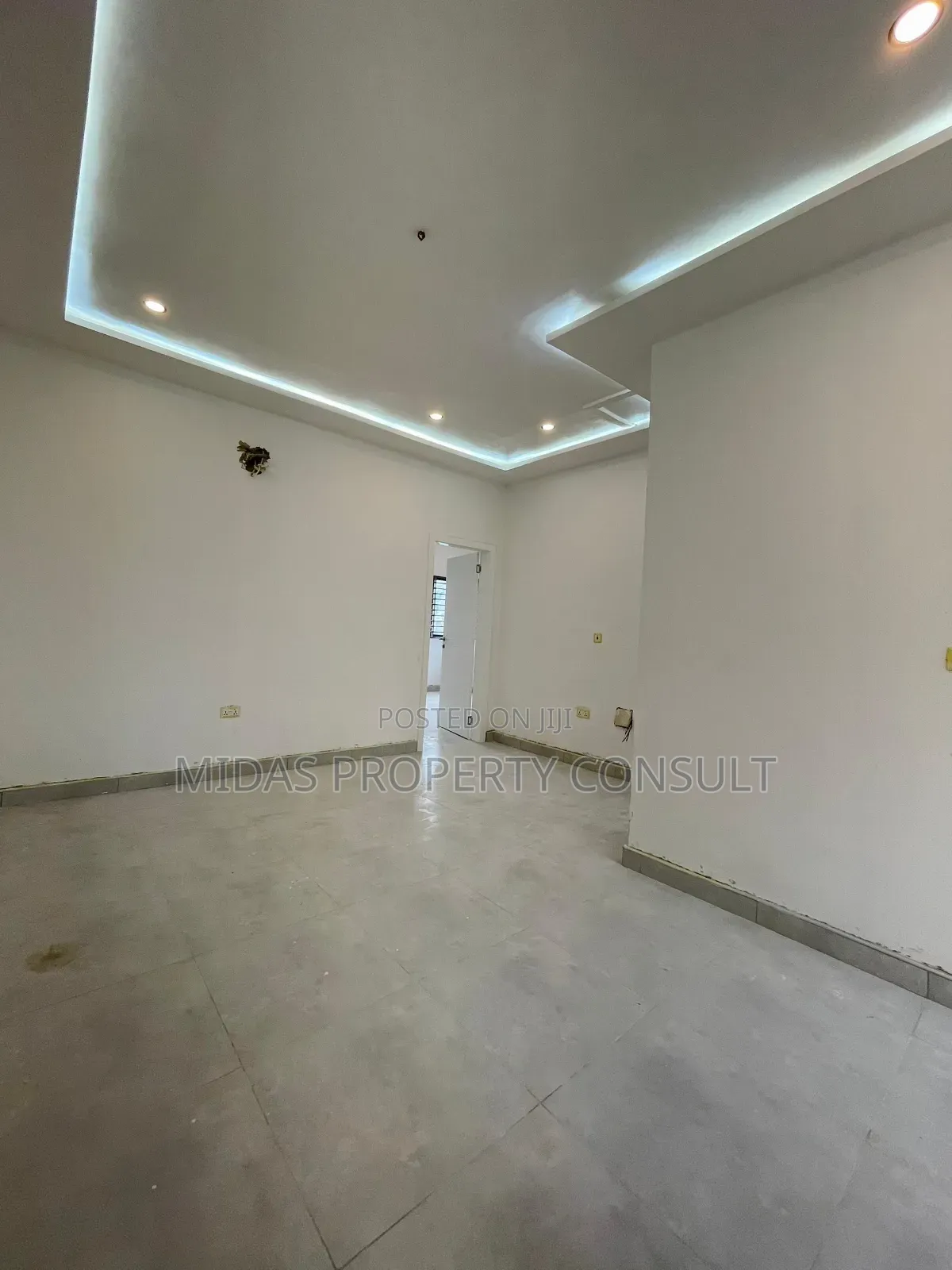 3bdrm House in Kwabenya for sale