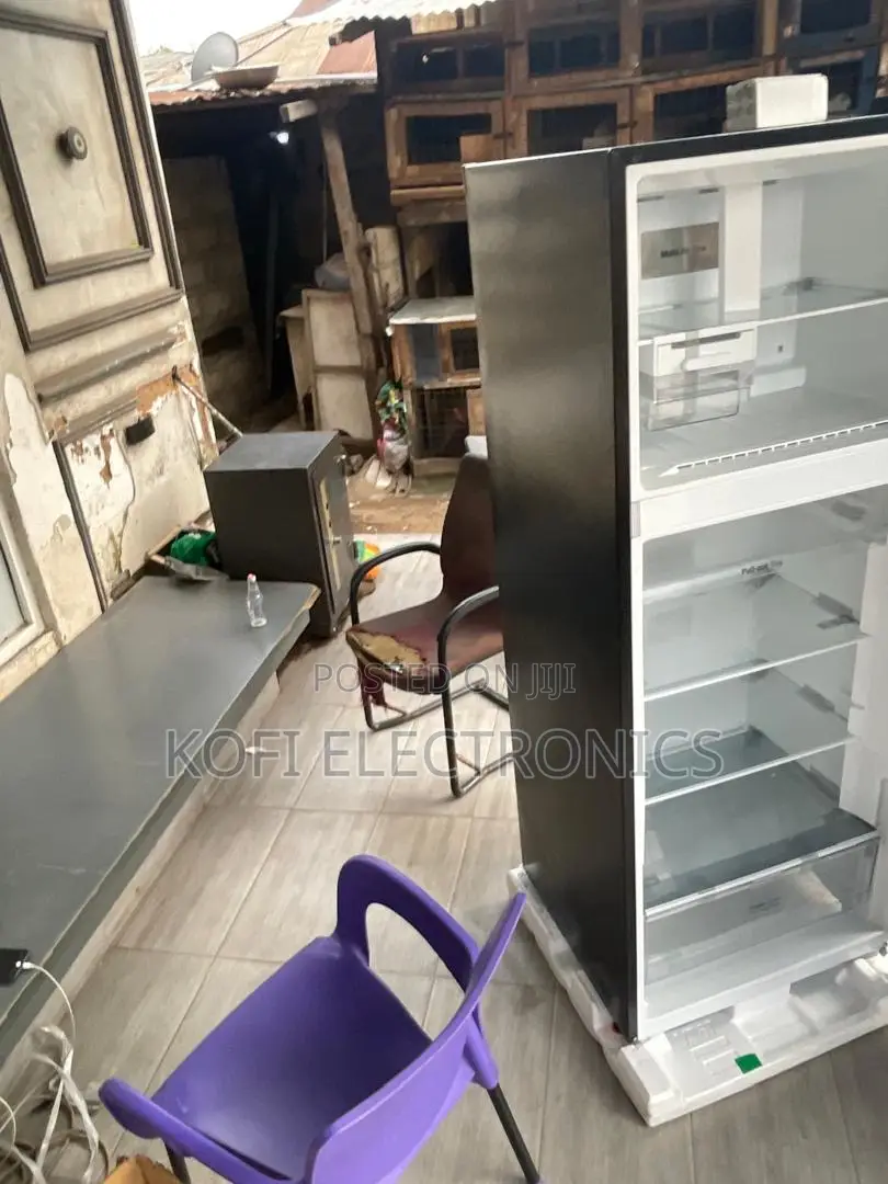Lg 395l Fridge Top Freezer Convenience, Maximum Freshness
