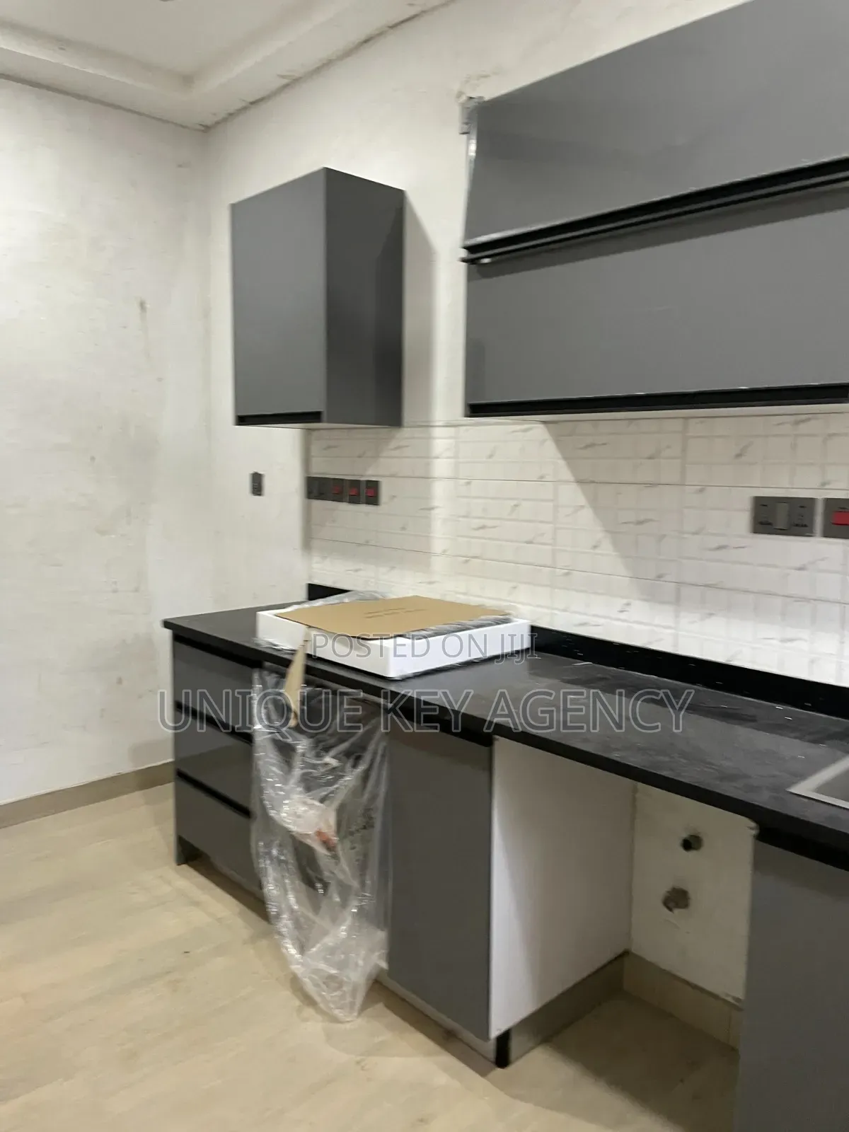 2bdrm Apartment in Unique Key Agency, Manet Junction for rent