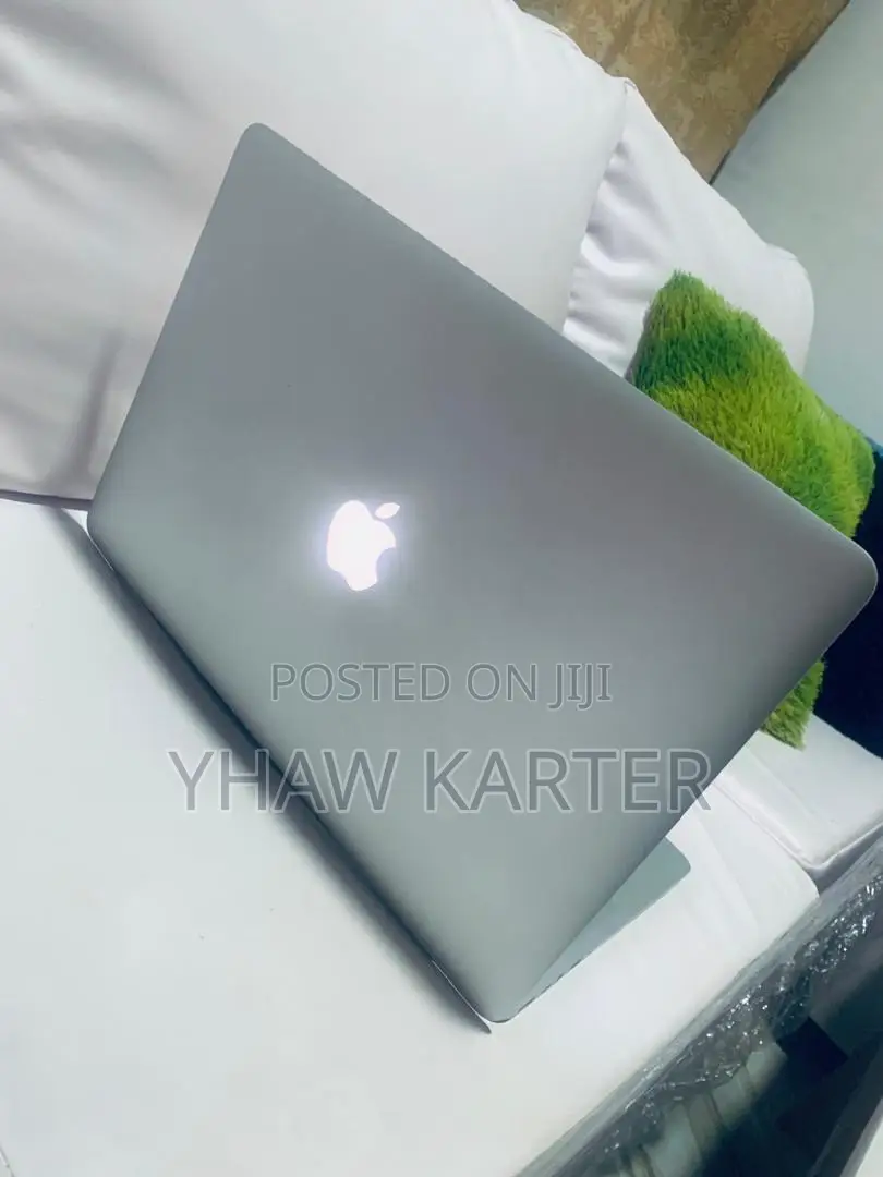 Laptop Apple MacBook Pro 16GB Intel Core i7 SSD 512GB