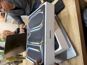 New Apple iPad Pro 13 (2025) 256 GB Gray