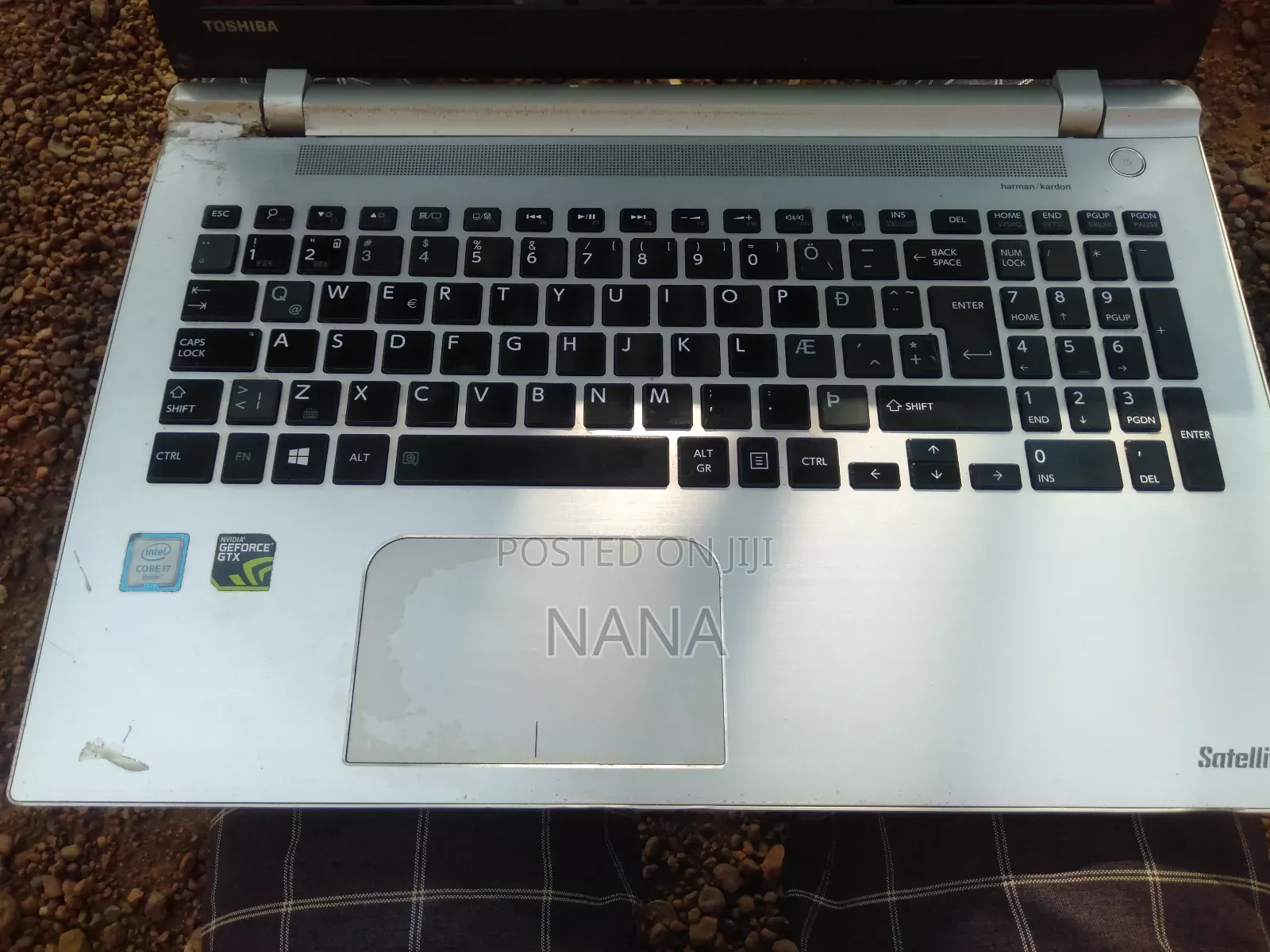 Laptop Toshiba Satellite  P745 12GB Intel Core i7 HDD+SSD 1T