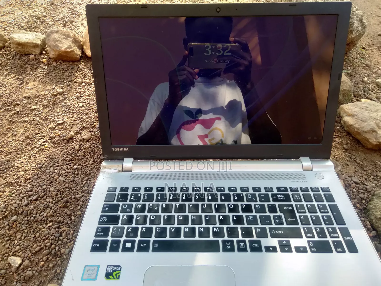 Laptop Toshiba Satellite  P745 12GB Intel Core i7 HDD+SSD 1T