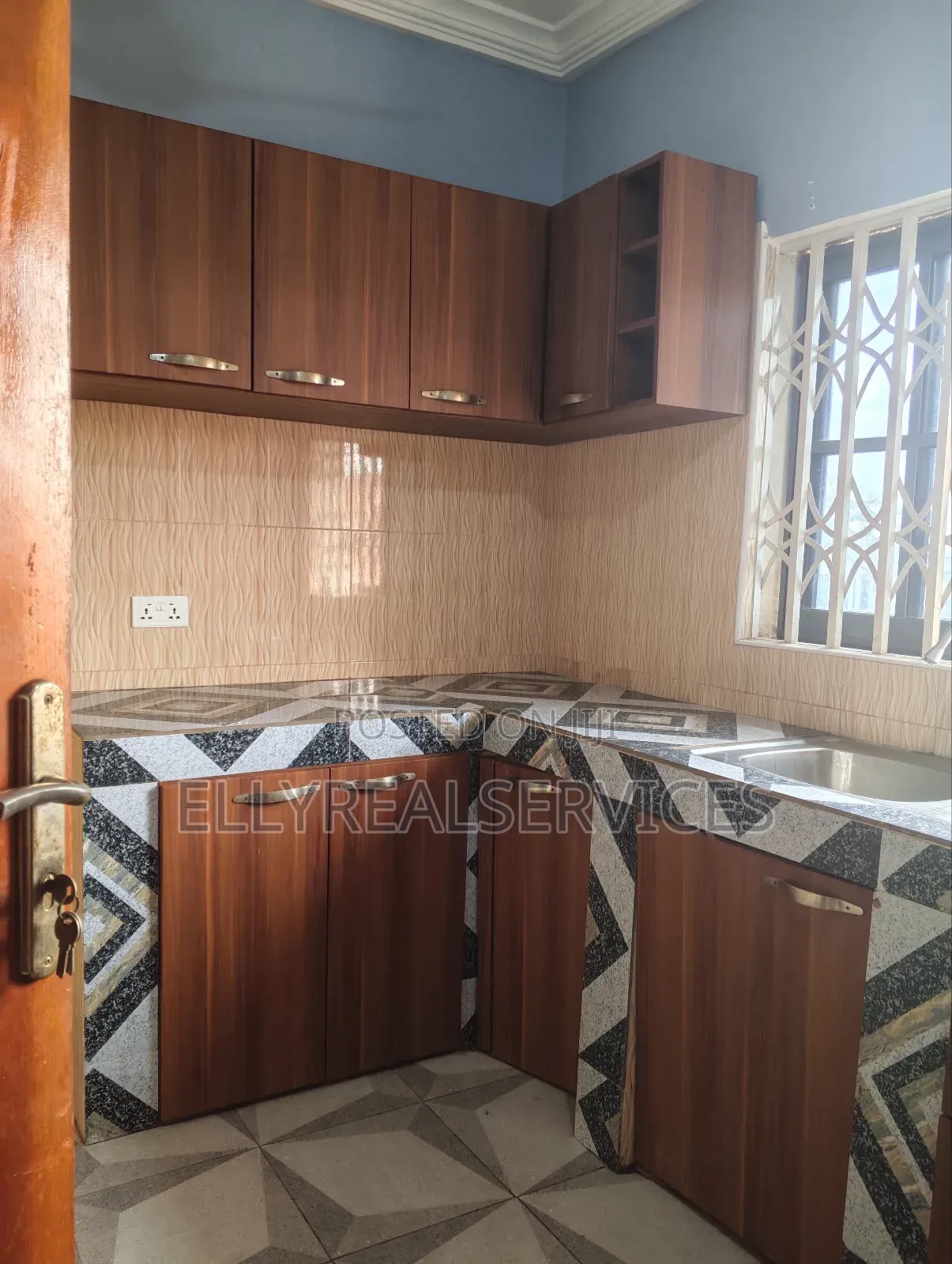 2bdrm Apartment in Ellyrealservices, Oyarifa for rent