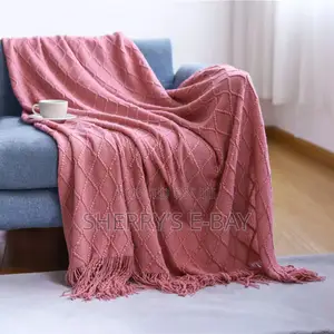 Throw Blanket With Tassel