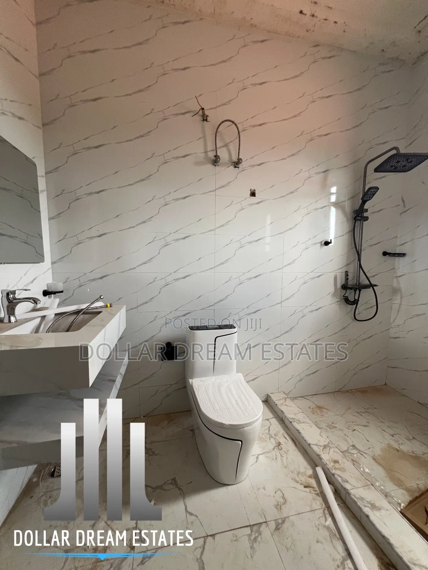 4bdrm House in Haatso for sale