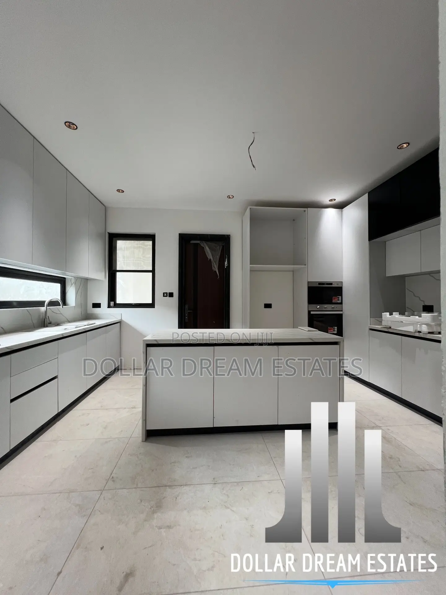 4bdrm House in Dome for sale