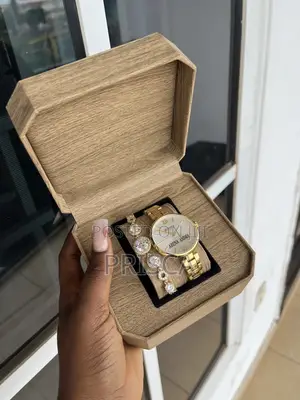 Ladies Wrist Watch Set