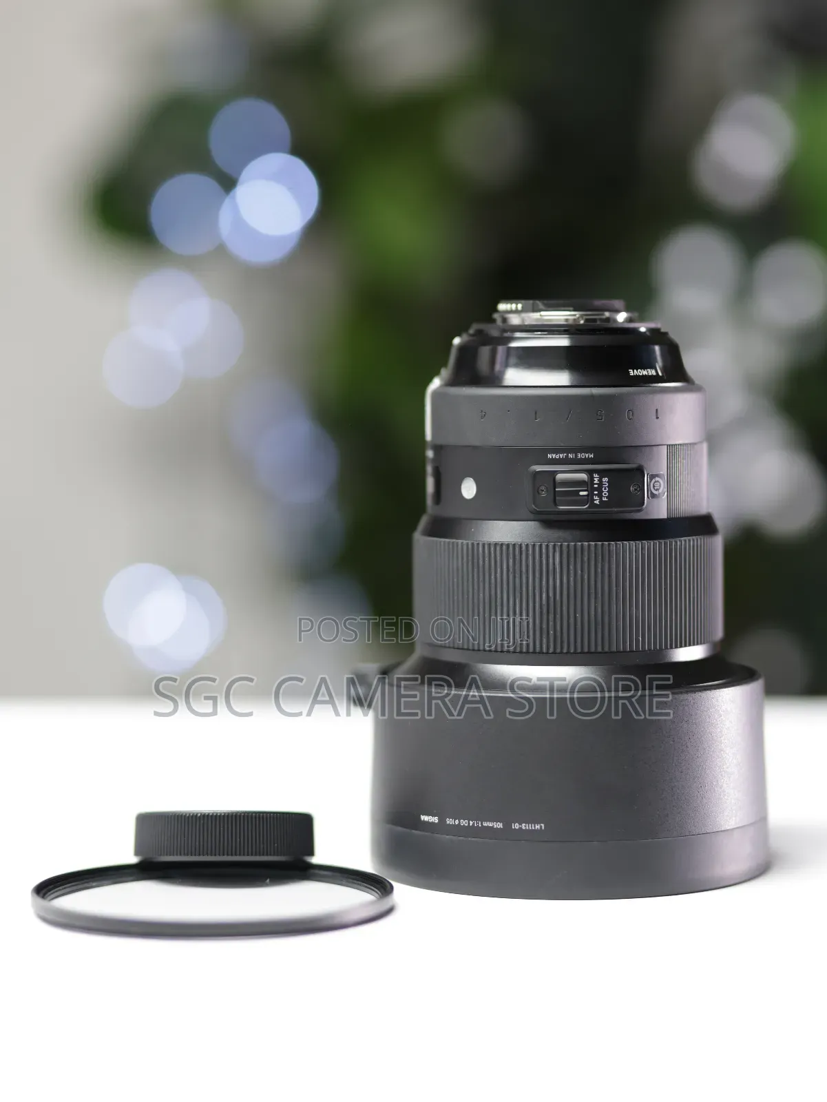 Sigma 105mm F1.4 Art Lens // Nikon F Mount // 6-months Warranty