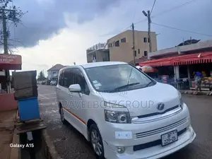 8 Seater Toyota Voxy for Rent