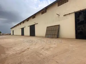 750 SQM Warehouse at Tema Valco Roundabout for Rent