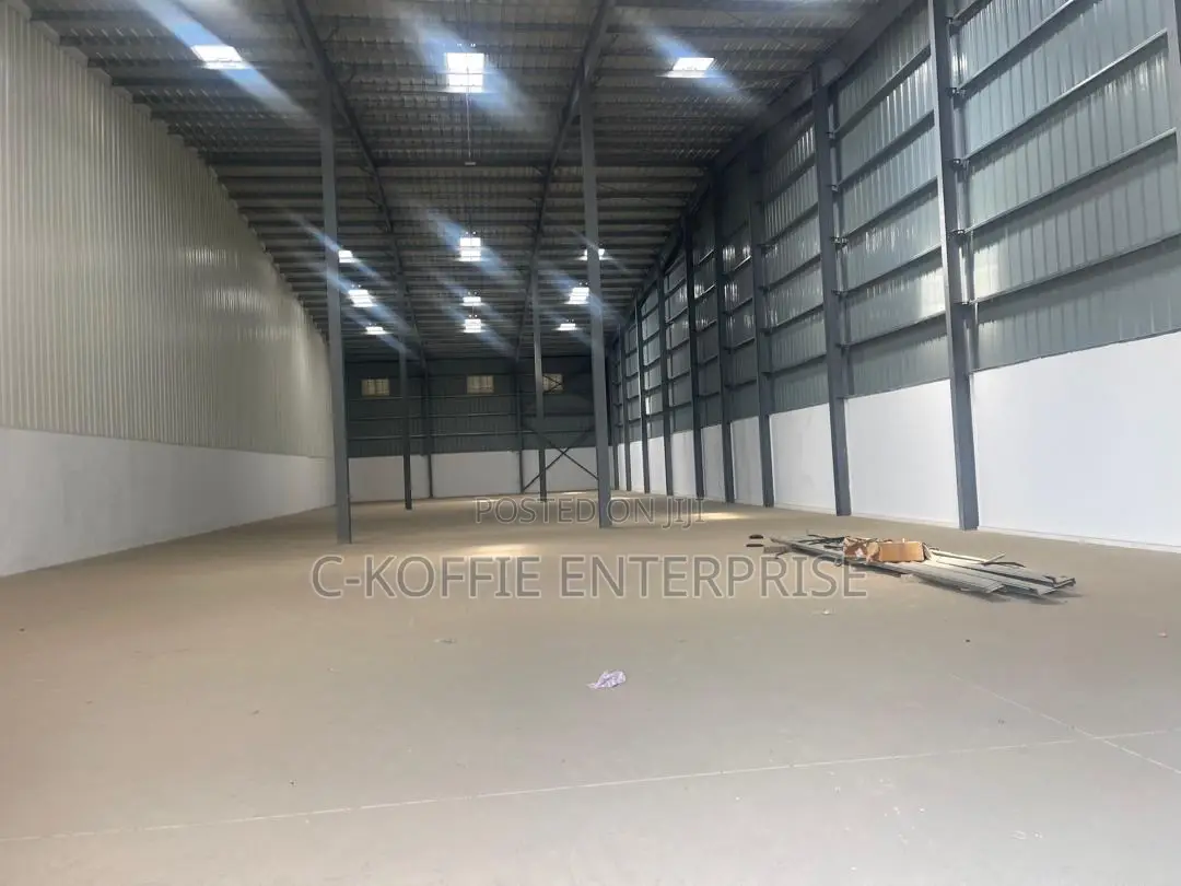 750 SQM Warehouse at Tema Valco Roundabout for Rent