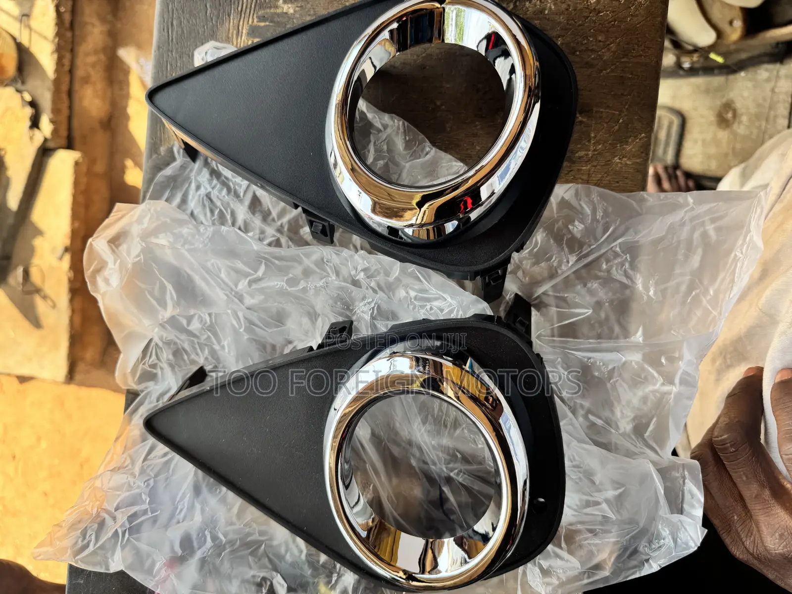 Vitz 2018 Fog Lamp Cover and Fog Lamp