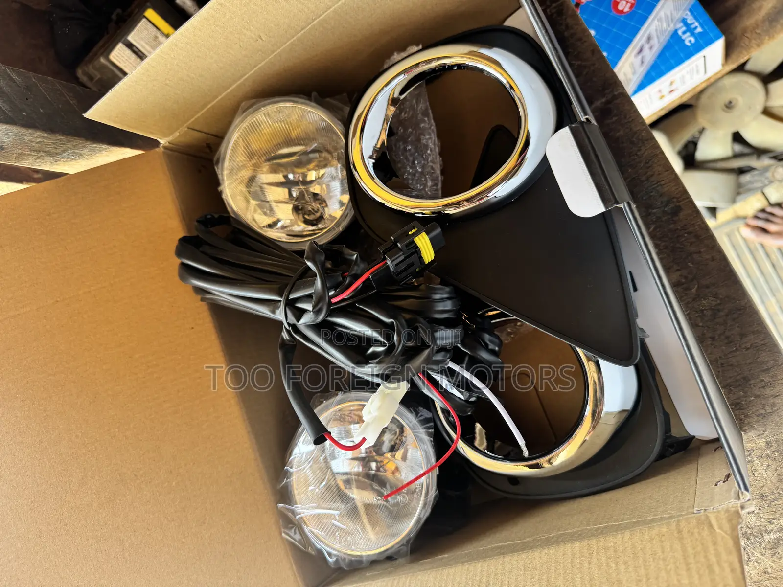 Vitz 2018 Fog Lamp Cover and Fog Lamp