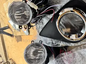 Vitz 2018 Fog Lamp Cover and Fog Lamp