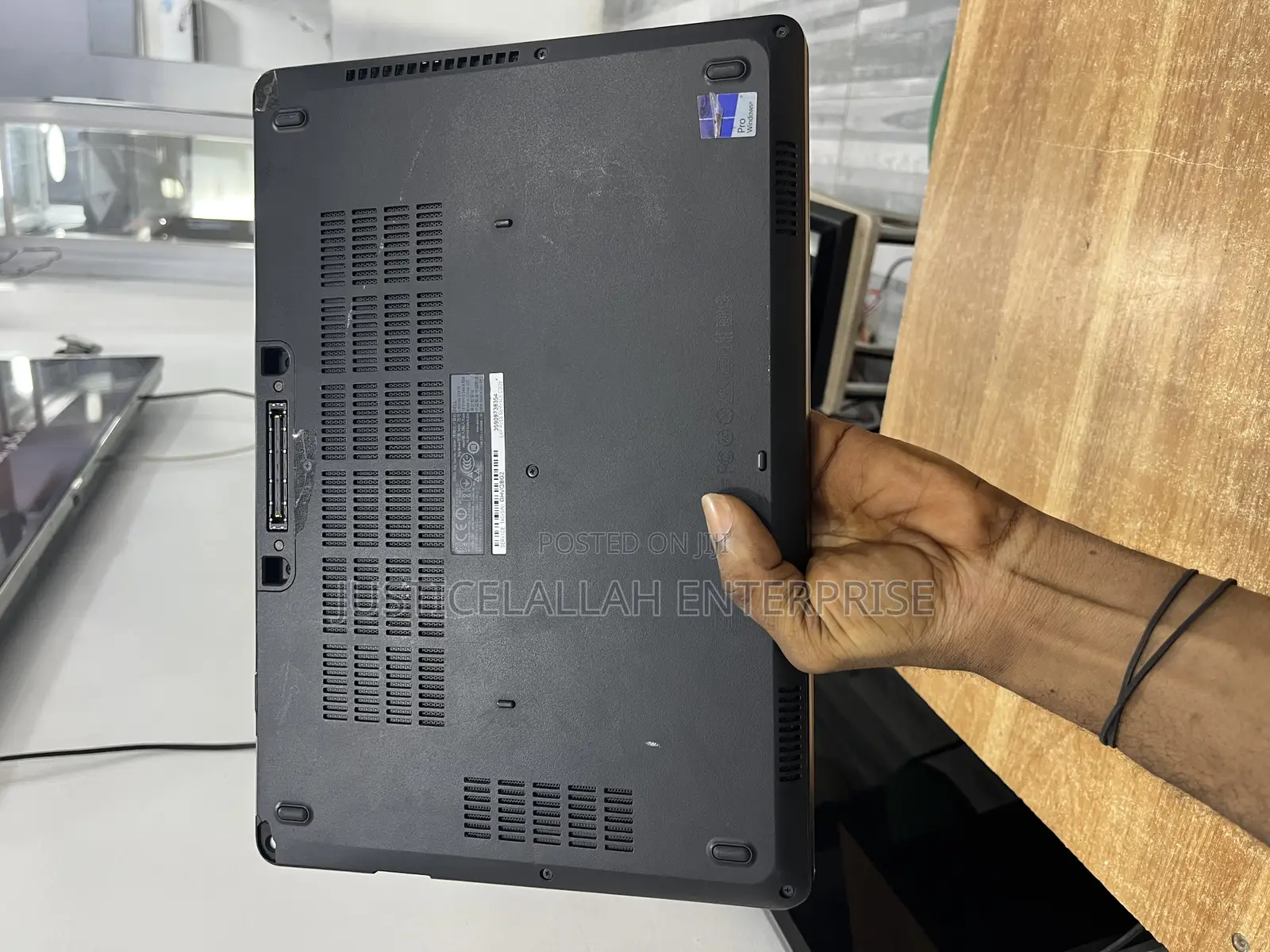 Laptop Dell Latitude 14 E5470 8GB Intel Core I3 HDD 512GB