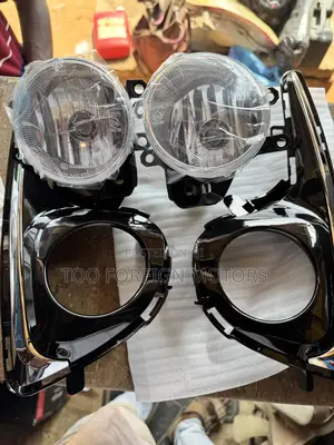 Toyota Vitz 2016 Fog Lamp and Cover Set