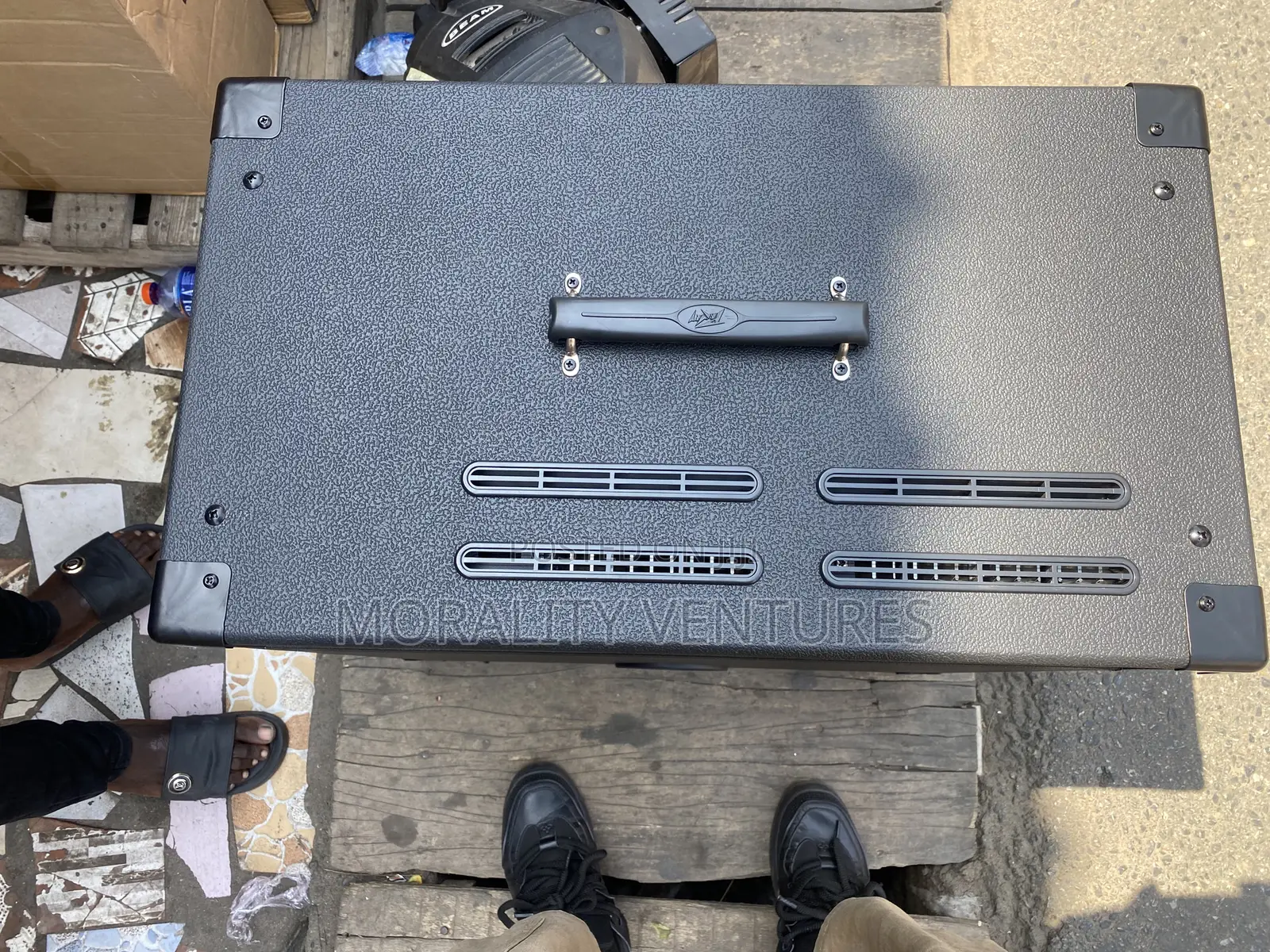 Peavey Bandit 115 Bass Guitar Combo Amplifier.