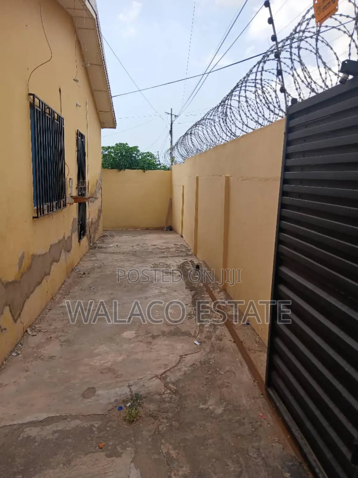 2bdrm Apartment in Walaco Estates, Tesano for rent