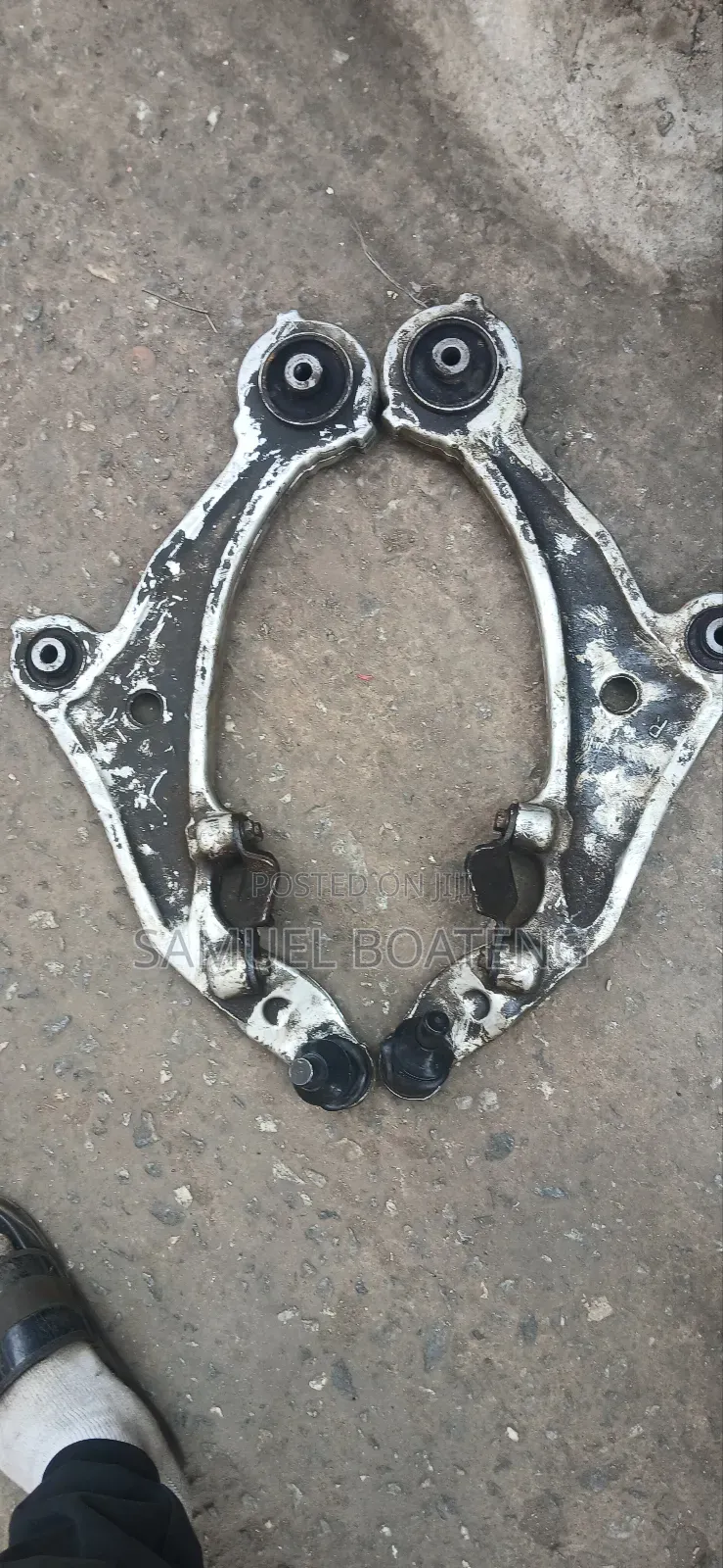 Nissan Altima 3.5 Front Low Arm Complete