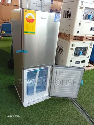Neat Powerful Pearl 125-Liter Fridge