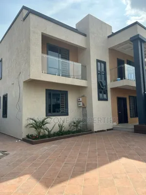 4bdrm Duplex in Dome for sale