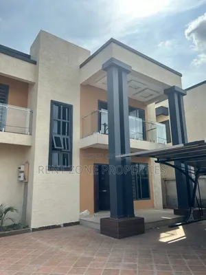4bdrm Duplex in Dome for sale