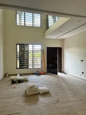 4bdrm Duplex in Dome for sale