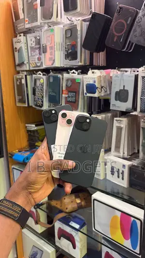 Apple iPhone 15 128 GB White