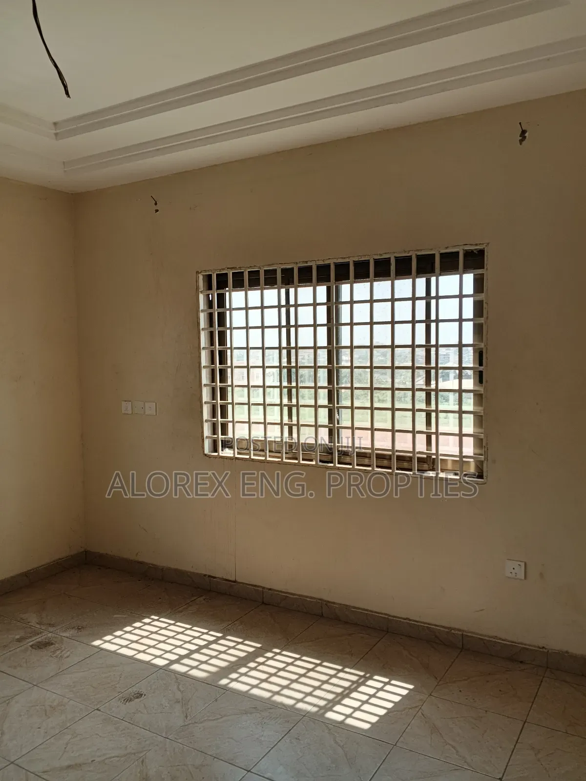 2bdrm Apartment in Amanfro, Adenta for rent