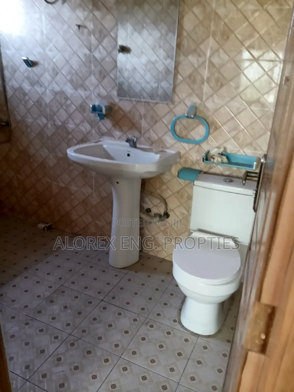 2bdrm Apartment in Amanfro, Adenta for rent