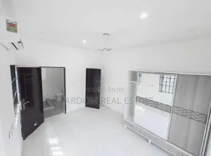 3bdrm Bungalow in Ogbojo, East Legon for sale