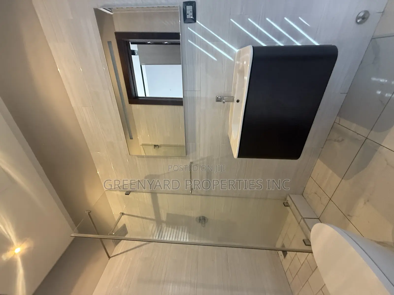 4bdrm House in American House, East Legon for rent
