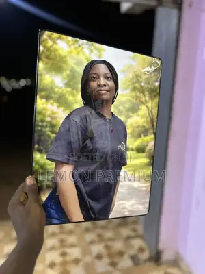 High Quality Laminated Picture Frame