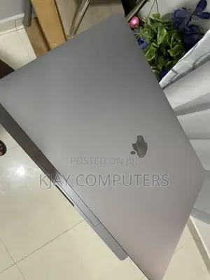 Laptop Apple MacBook Pro 2019 16GB Intel Core i7 SSD 512GB