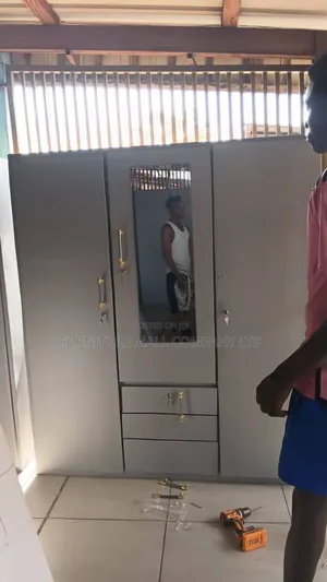 Family Sized 3in1 Wardrobe Available as Seen