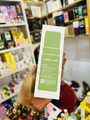 Blemish Care Green Tea Foaming Cleanser