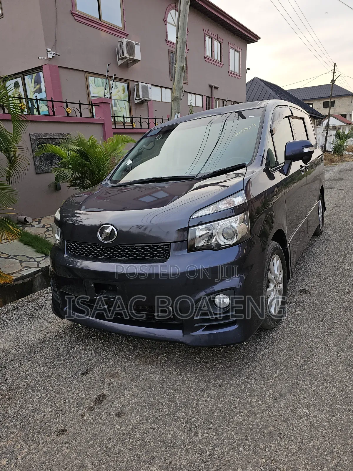 Toyota Voxy 2012 Blue