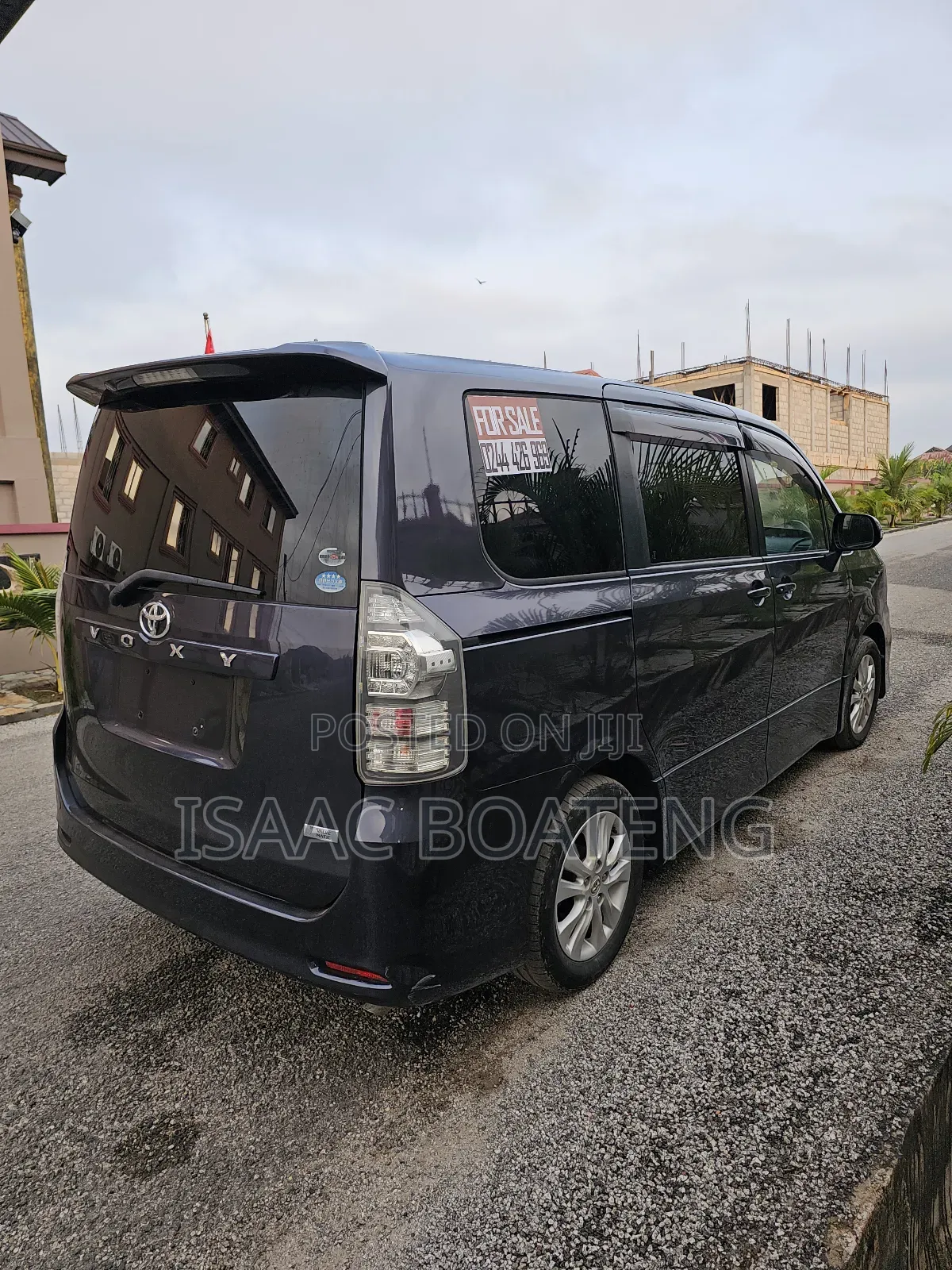 Toyota Voxy 2012 Blue
